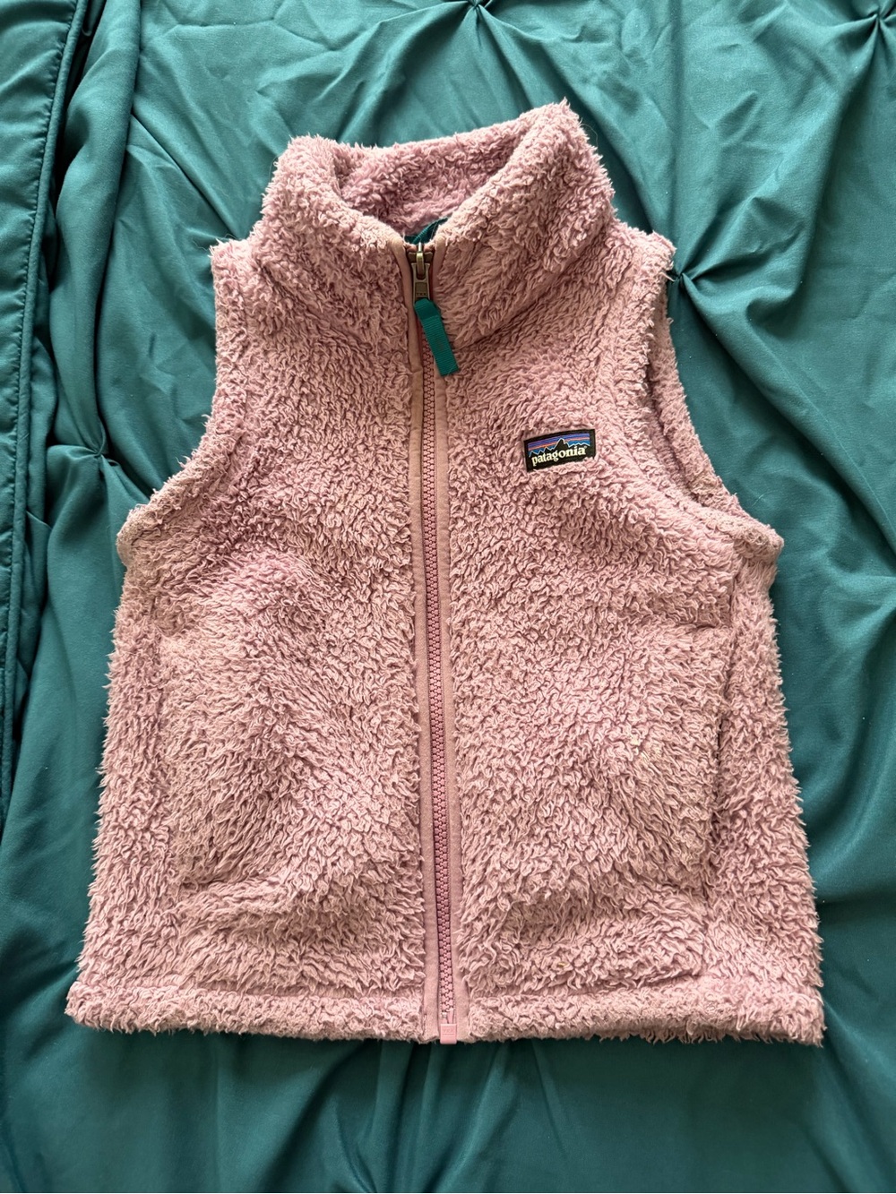 Patagonia Kids Pink Sherpa Fleece Vest with Teal Zipper Pull